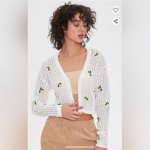 🔹️Forever 21 Cream w/Lemons Open Knit Crop Long Sleeve Sweater Medium - Picture 1 of 12
